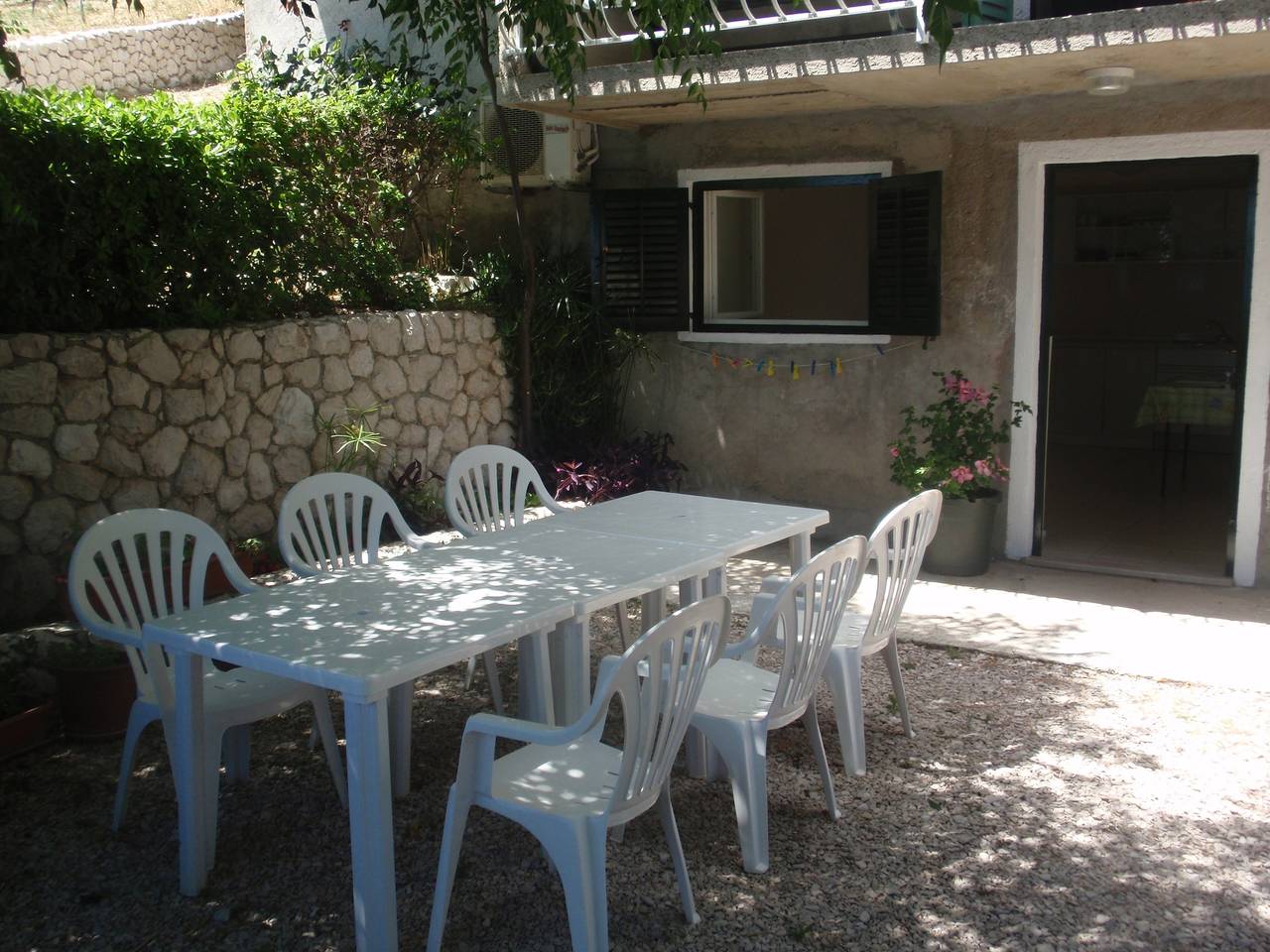 Cijeli apartman, Trosobni apartman s balkonom i pogledom na more Mimice, Omiš A-23074-a in Mimice, Omiš-Riviera