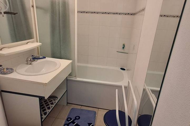 Gîte pour 3 personnes, avec balcon et piscine dans Casino De Chatelaillon - 3