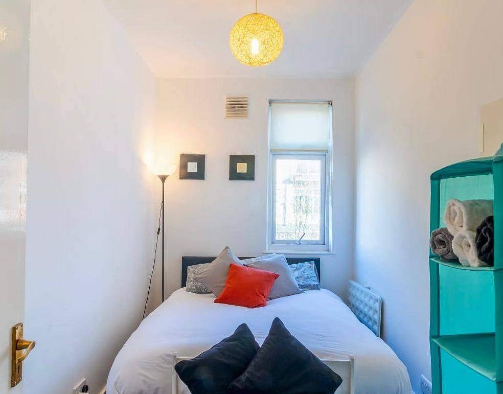 Entire vacation apartment, Rayleigh Retreat-Spacious Family 3 Bed Apartment in Rayleigh, Essex