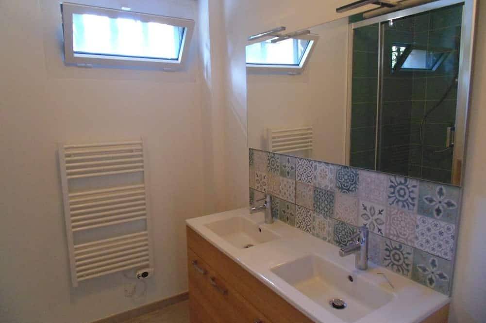 Quiet apartment Clim private pool exclusive for travelers near Beaches in Lattes, Mittelmeerküste (Frankreich)