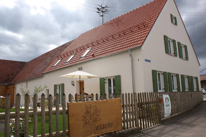 Ferienwohnung für 6 Personen, mit Balkon/Terrasse und Terrasse sowie Garten in Schwaebisches Donautal - 3