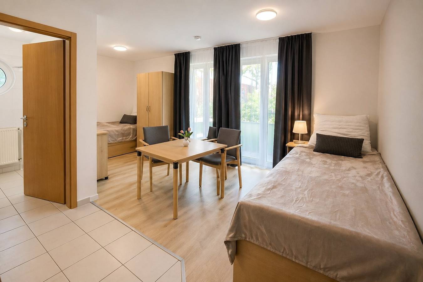Ganze Wohnung, Apartment 'Terrasse Zwei Betten 1-6' mit Wlan in Lübeck (Stadt), Lübeck