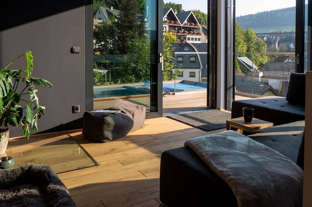 Inge in will-Inge-n, Ferienhaus mit Pool (April - Oktober) in Willingen, die Mittelgebirge