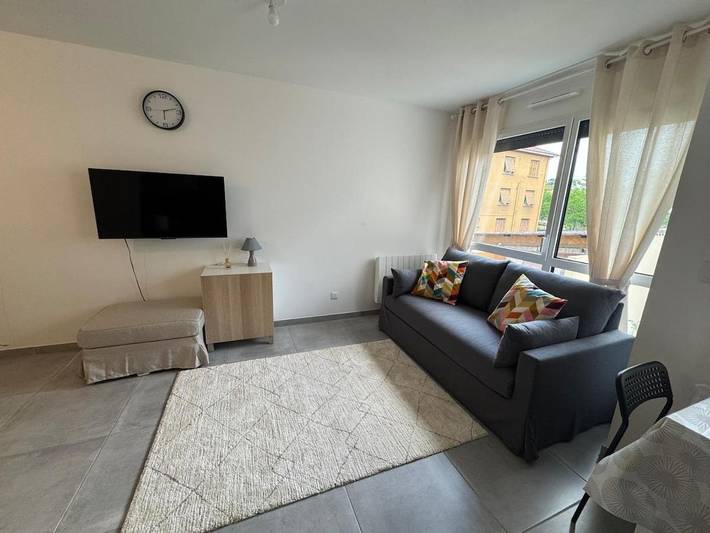 Gîte pour 4 personnes, avec vue à Saint-Bonnet-de-Mure