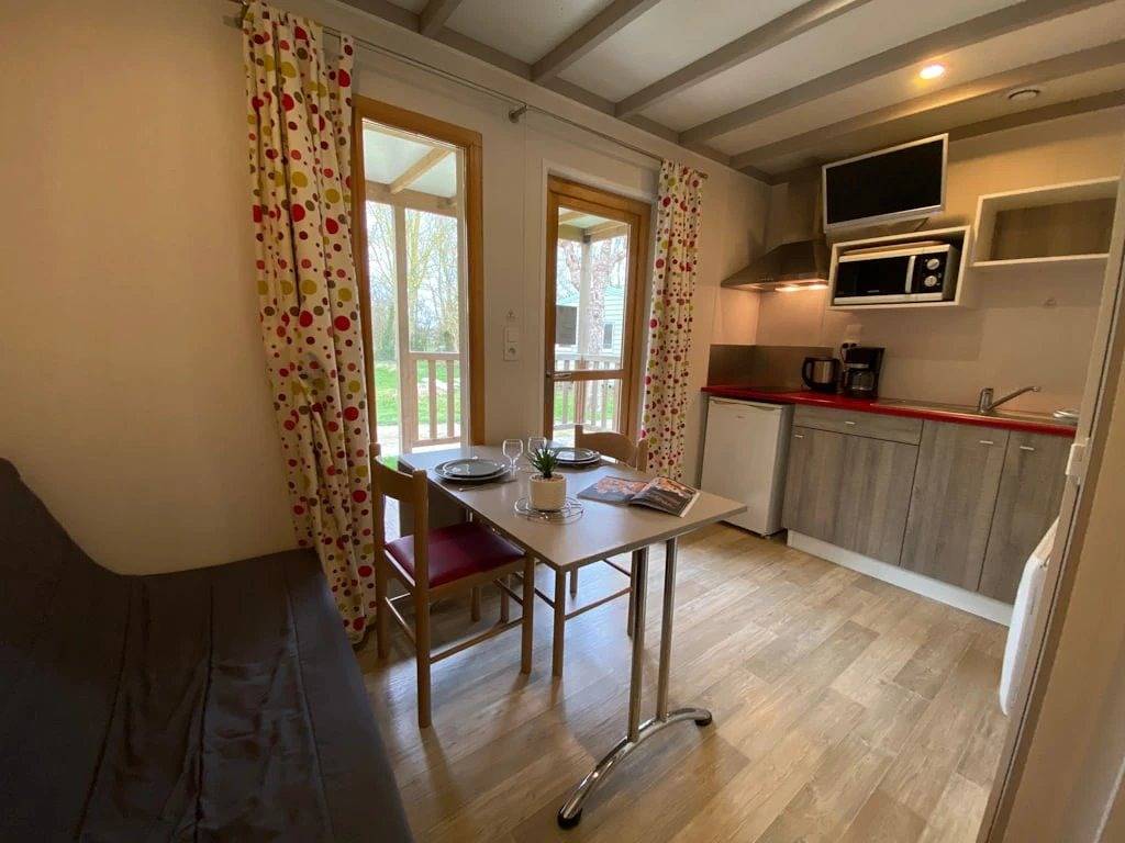 Chalet 4 étoiles - Piscine  - eehgeb in Coulon, Région de Niort
