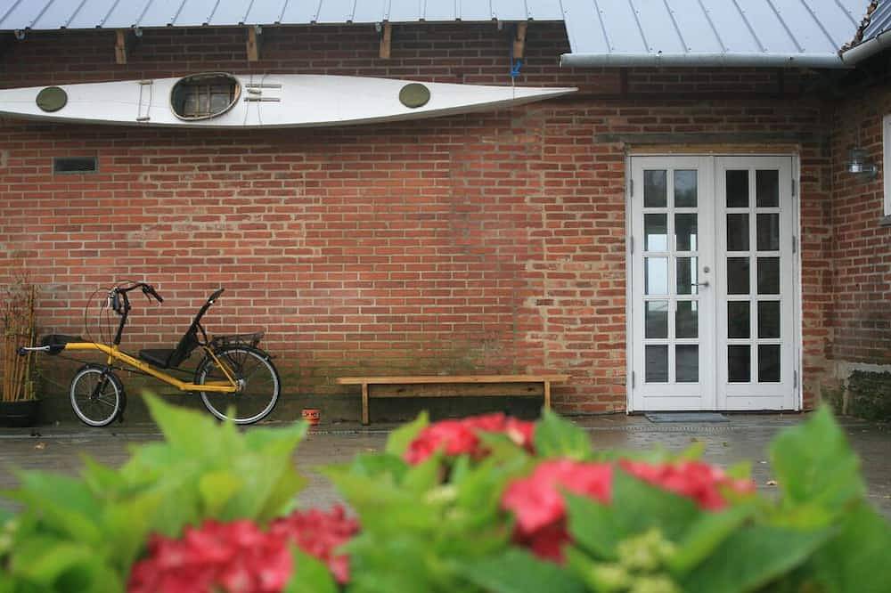 30 Personen. Landschulheim und Konferenzzentrum. Nur 300 M. zum Limfjord. Wi-fi. in Erslev, Morsø