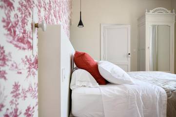 Chambre d’hôte pour 2 personnes, avec terrasse ainsi que jardin et vue à Blasimon