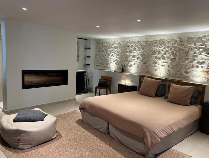 Gîte pour 3 personnes, avec Jacuzzi et Vue à La Brillanne - 2