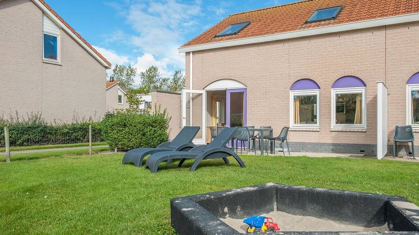 Bungalow voor 6 personen, met tuin en terras in Renesse
