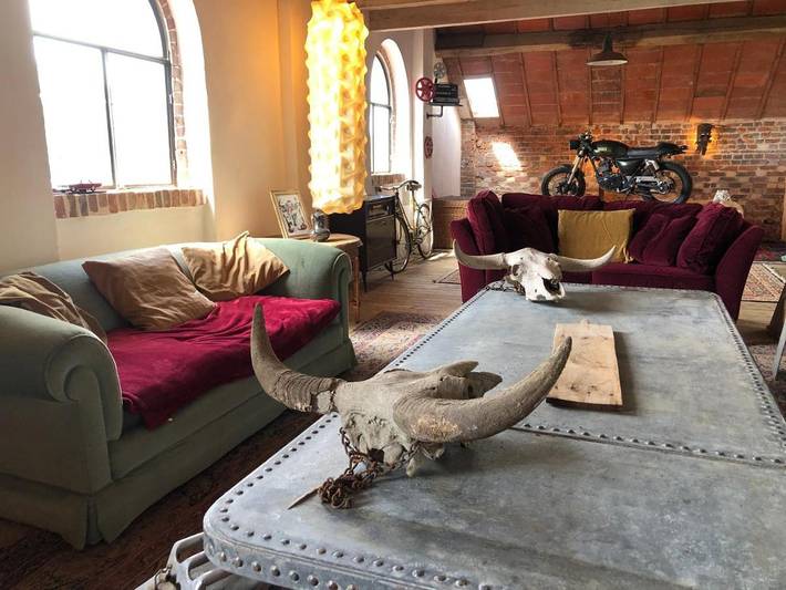 Gîte pour 9 personnes, avec terrasse et vue dans Chaudon