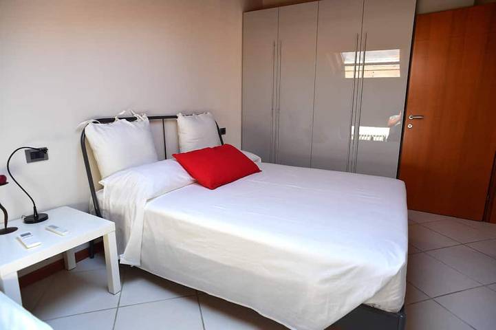 Ganze Wohnung, Golf von Loano am Meer mit Parkplatz in Loano, Riviera di Ponente