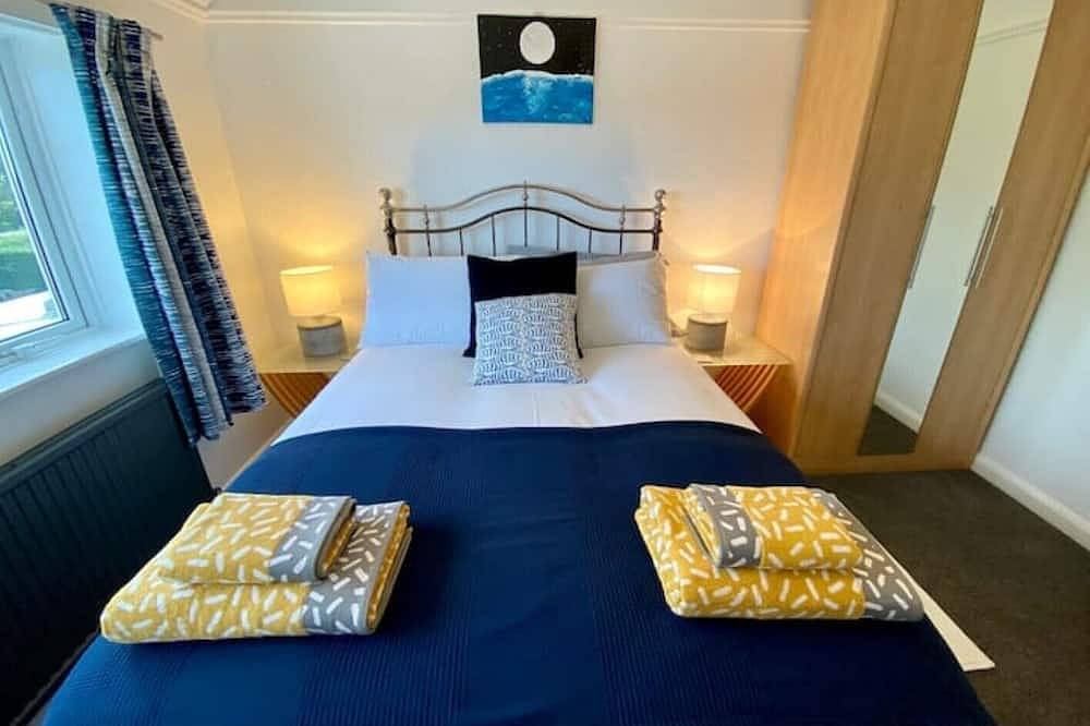 A beautiful refurbished Cornish Cottage with Bbq & Patio in Cornwall