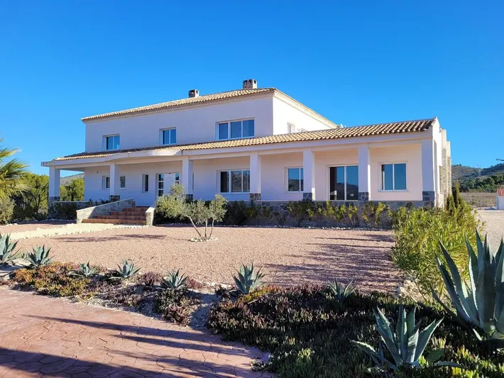 Landhaus für 2 Personen, mit Ausblick und Garten sowie Pool - 1