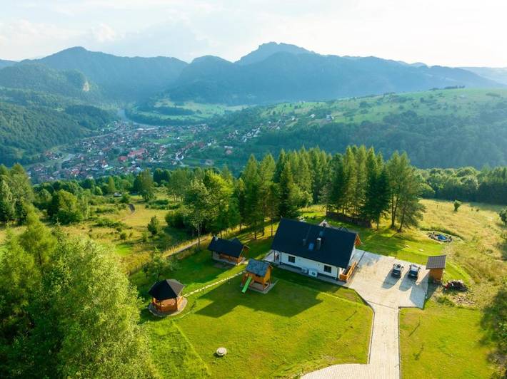 Domek letniskowy dla 10 osób, z ogród i widok oraz sauna w Szczawnica