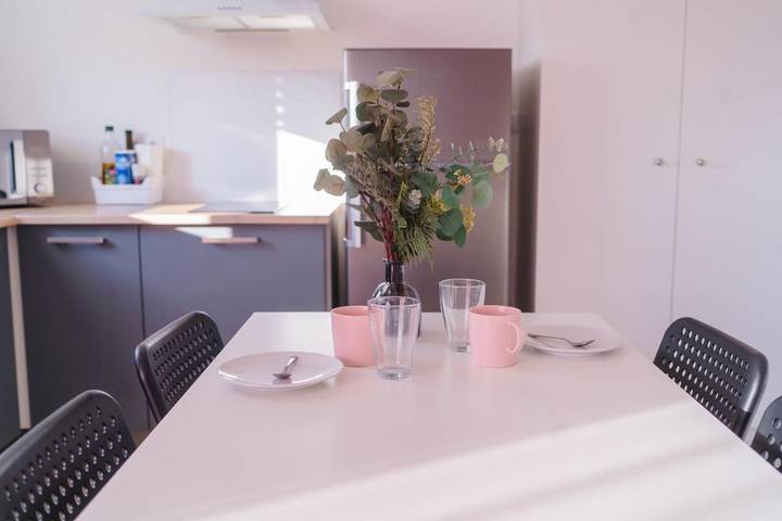 Location de vacances pour 4 personnes, avec piscine et terrasse à Mably (Loire) - 3