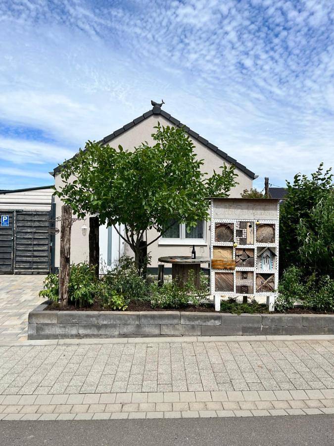 Ferienwohnung für 2 Personen, mit Terrasse und Garten sowie Ausblick in Nettersheim