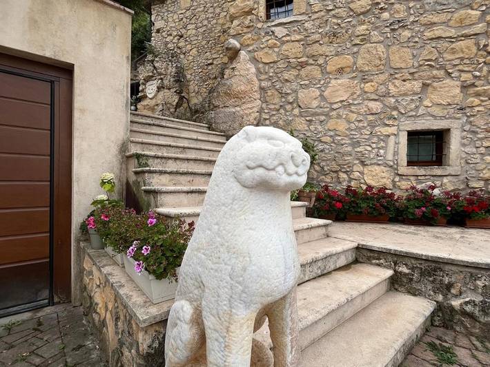 Location de vacances pour 7 personnes, avec vue et terrasse ainsi que piscine et jardin à Colognola ai Colli - 2