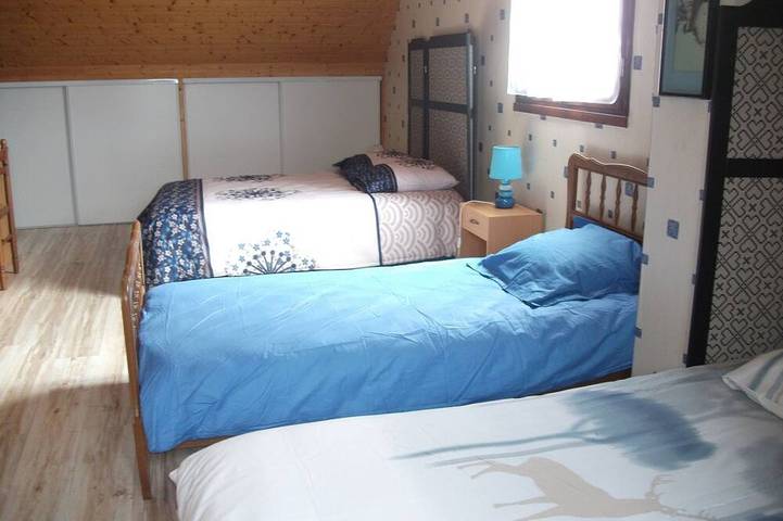 Location de vacances pour 14 personnes, avec balcon et jardin à Saint-Sauves-d'Auvergne - 2