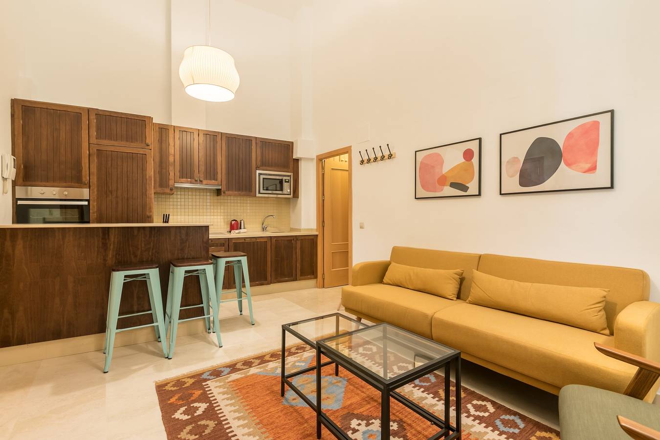Ganze Wohnung, Ferienwohnung 'Dumonde' mit Wi-Fi und Klimaanlage in Casco Antiguo, Sevilla
