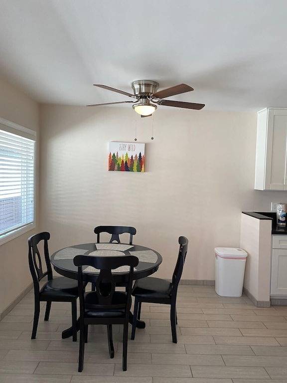 Ganze Wohnung, Westside turnkey 2 bd apt #6 in Los Angeles, Los Angeles County