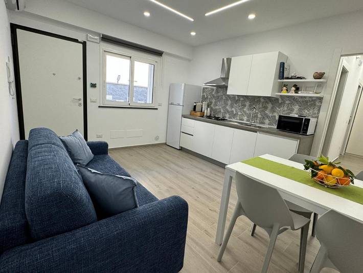 Appartamento per 4 persone, con panorama e terrazza a Furci Siculo