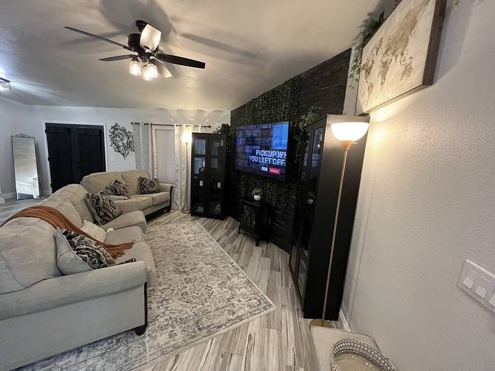Vacation rental for 10 people, with terrace and hot tub in North Las Vegas