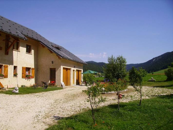 Gîte pour 6 personnes, avec jardin