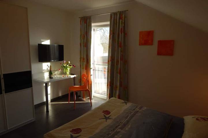 *****Luxus Fh \"Seekiste\" 38°C Außenwhirlpool, Sauna,Sky, Kamin,3 Sz,Bettw/Handtü in Göhren-Lebbin, Mecklenburgische Seenplatte