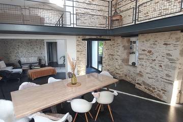 Location de vacances pour 16 personnes, avec jardin et terrasse à Saint-Crespin-sur-Moine