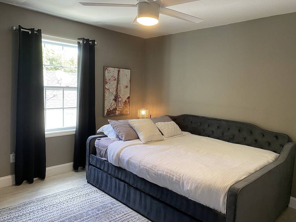 Modern Beach House + Stock Tank Pool! 5 Mins to Sandy Hook Beach + Nyc Ferry in Monmouth County