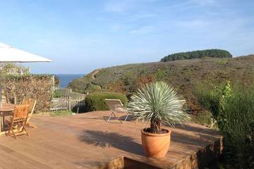 Location de vacances pour 6 personnes, avec jardin et terrasse dans Plage De Port De Deuborh Sauzon