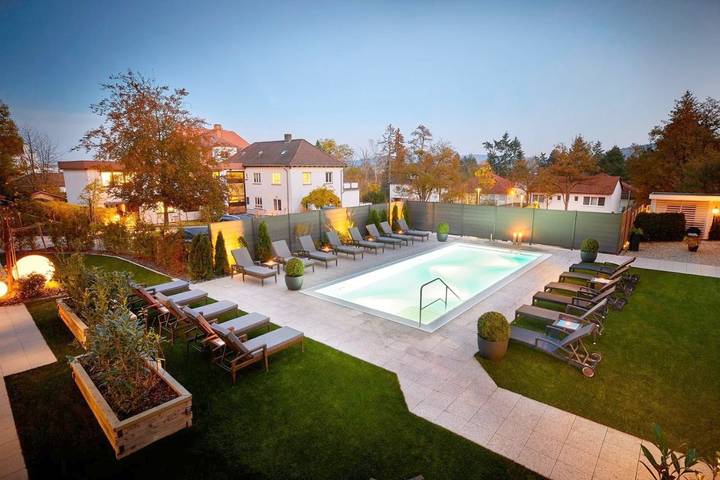 Hotel für 10 Personen, mit Whirlpool und Terrasse sowie Garten und Sauna