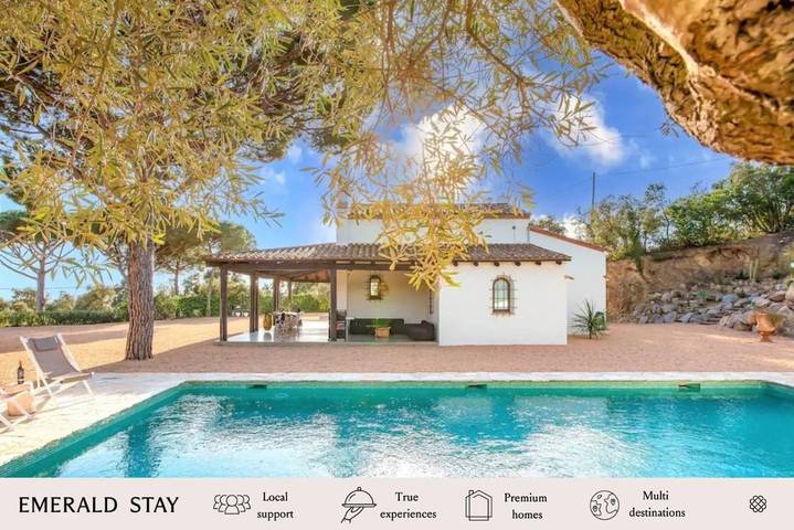 Villa voor 10 personen, with tuin and zwembad as well as uitzicht in Platja d'Aro