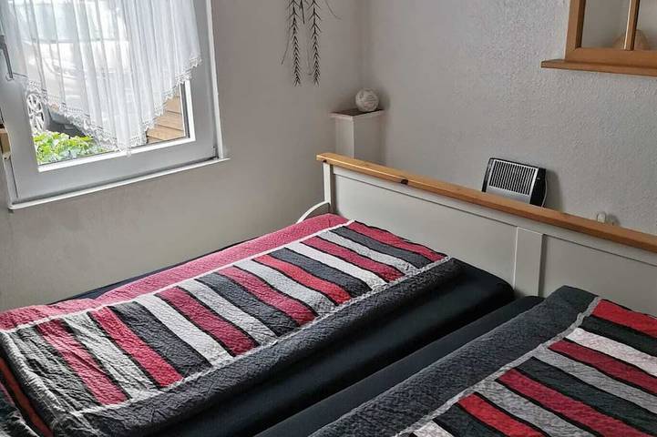 Blockhütte für 2 Personen, mit Terrasse und Garten sowie Sauna in Meschede - 3