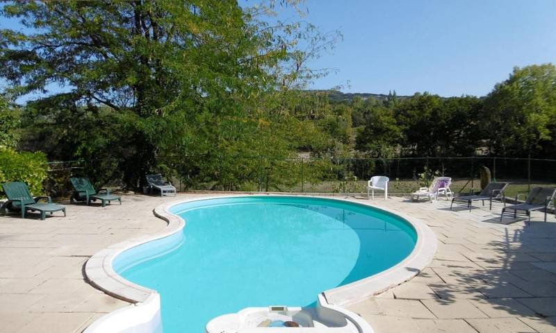 Location de vacances pour 6 personnes, avec jardin et piscine, adapté aux familles à Valaurie - 2