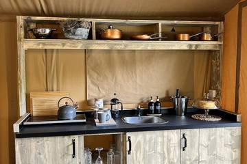 Glamping for 4 People in Elmbridge (Worcestershire), Worcestershire, Photo 4
