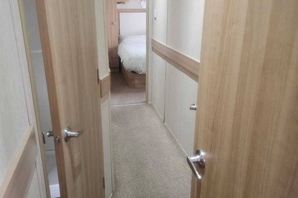 Private Caravan to Hire - Marton Mere Haven Holiday Village in Blackpool Pleasure Beach, North West England