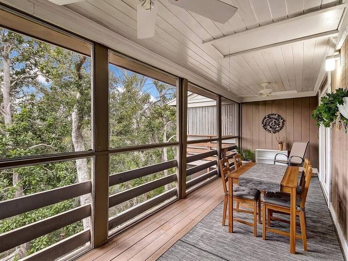 Ferienwohnung für 4 Personen, mit Terrasse und Whirlpool sowie Pool - 1