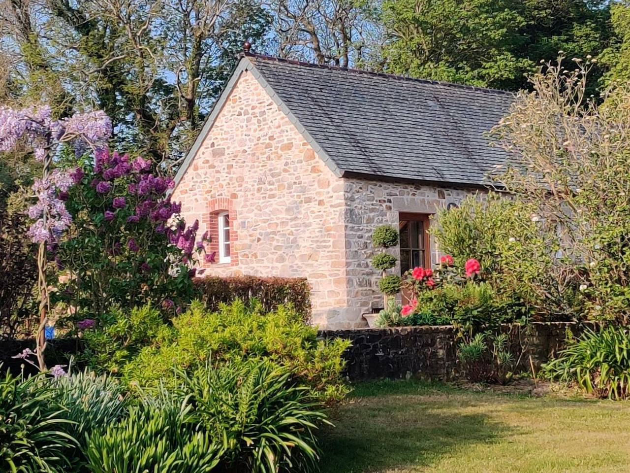 Encantadora casa con terraza en Normandía in Grosville, Côte de la Déroute