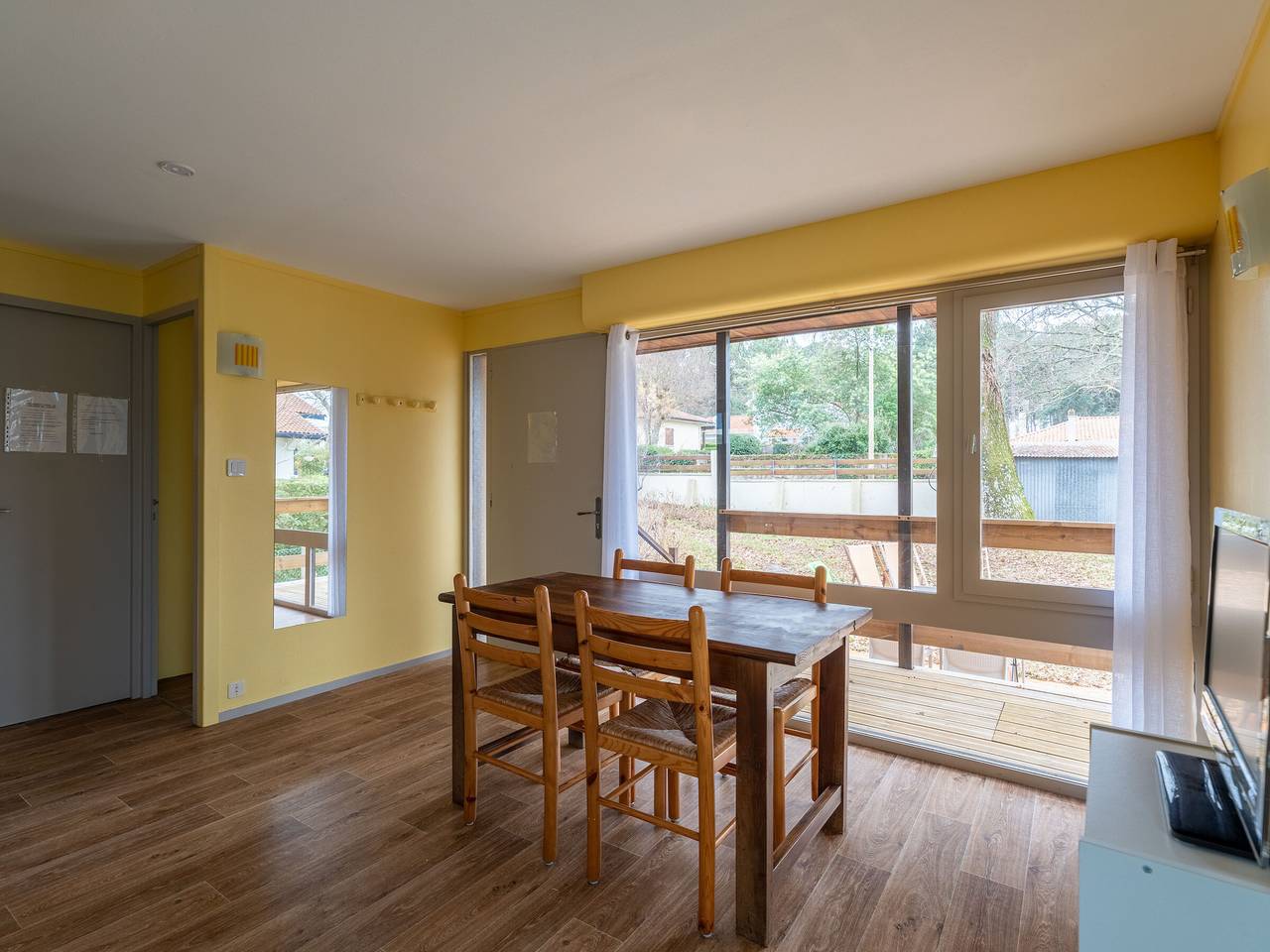 Gemütliches Chalet für 4 Personen, 2 Sterne, ideal für Radwege, strandnah, gut ausgestattet in Mimizan, Côte d’Argent
