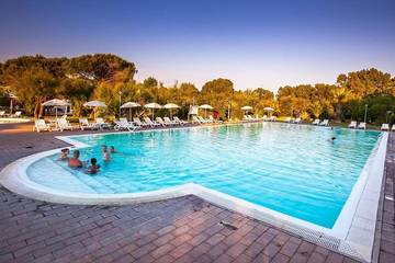 Ferienpark für 4 Personen, mit Terrasse und Pool, mit Haustier in der Toskana