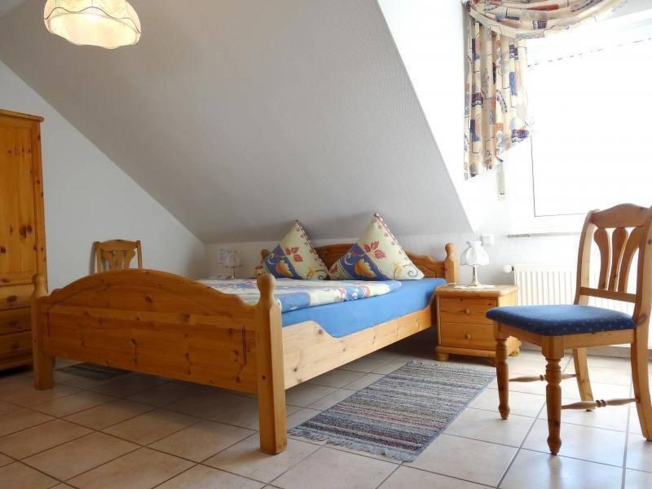 Ganze Wohnung, Sonnenuhr in Pommern (Deutschland), Cochem-Zell