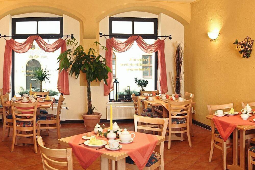 Vierbettzimmer - .Hotel zum Markt in Torgau, Nordsachsen