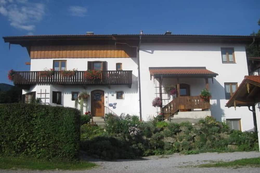 Ganze Wohnung, Nichtraucher Ferienwohnung Irmgard 52qm in Wendelstein, Brannenburg