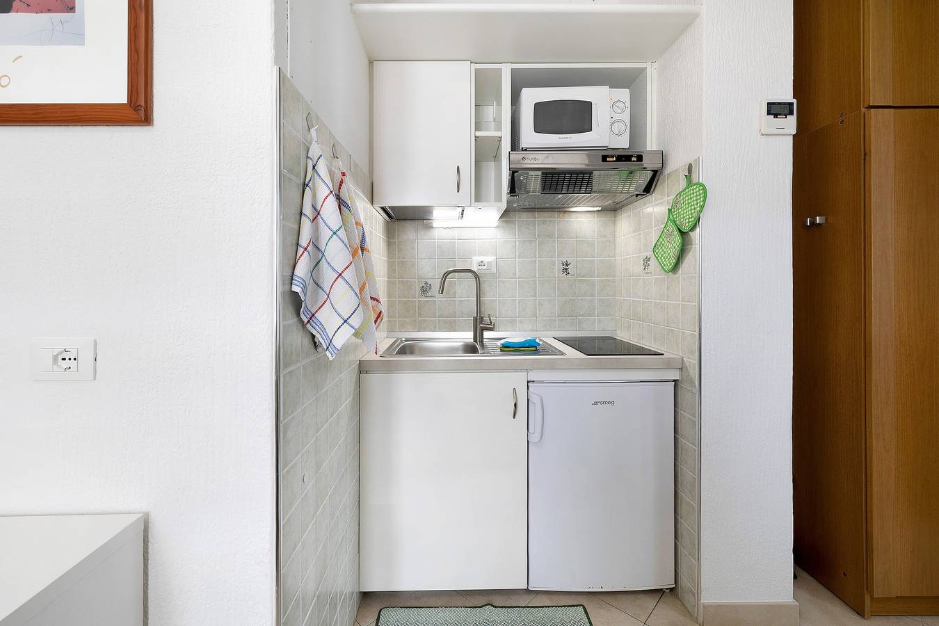 Appartement entier, Appartement de vacances "Numero 10" avec vue sur la mer, balcon et Wi-Fi in Pietra Ligure, Commune de Pietra Ligure