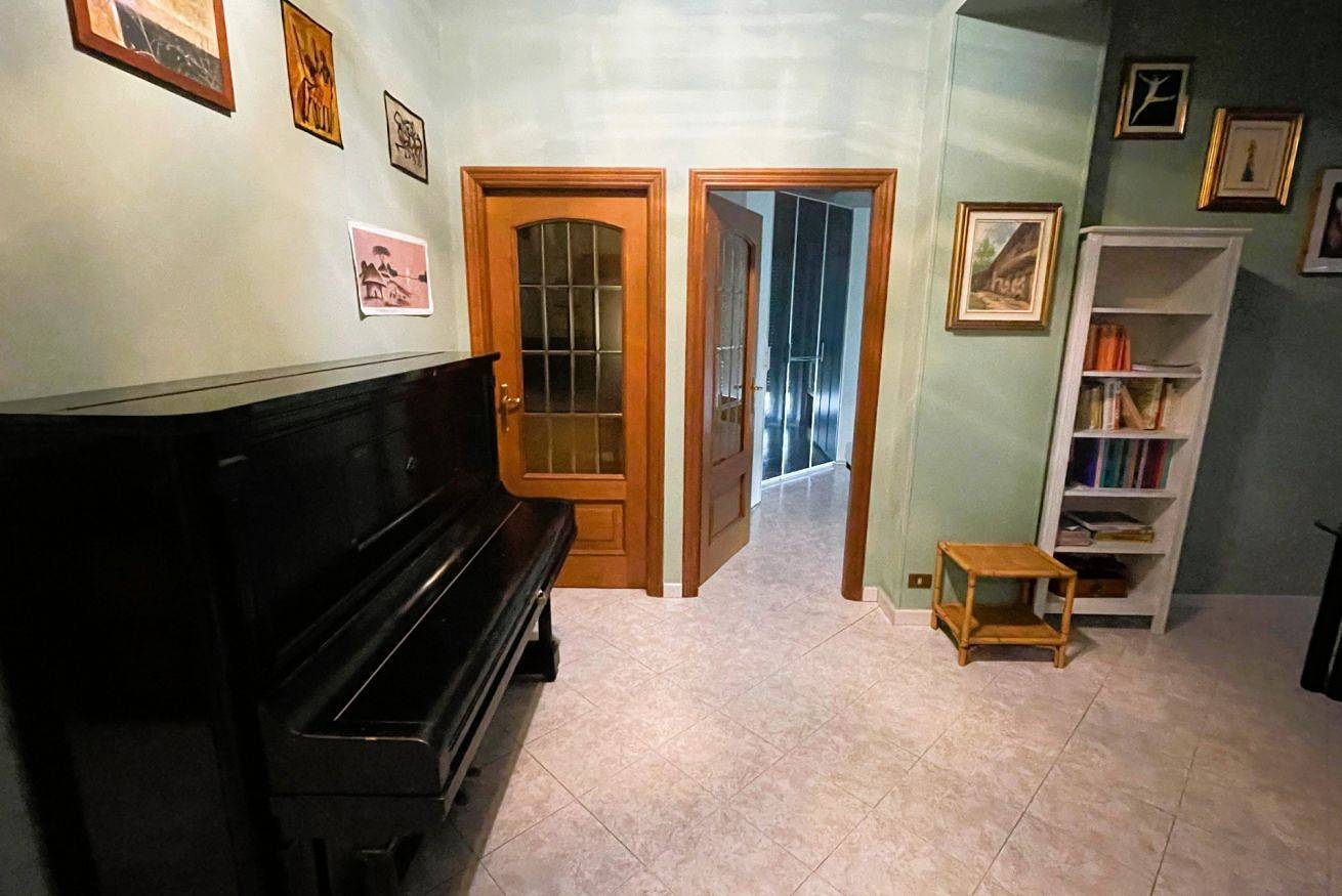 Appartement entier, Appartement de vacances pour 5 personnes avec jardin in Turin, Province de Turin