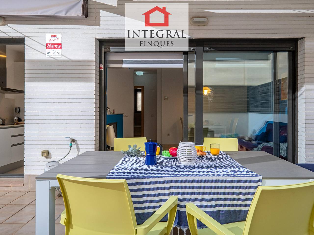 Appartement entier, Appartement Confortable avec Terrasse et Climatisation à 3 min de la Plage de Morro del Vedell in Palamós, Costa Brava