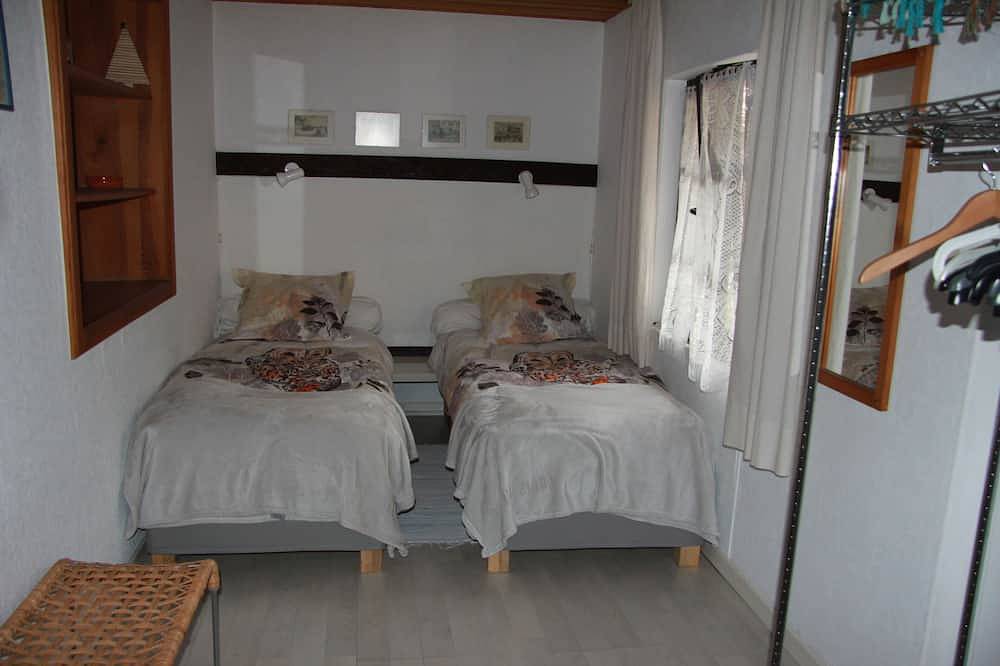 Appartement entier, Accès indépendant au rez de chaussée, équipé pour 2 personnes in Andlau, Région de Sélestat-Erstein