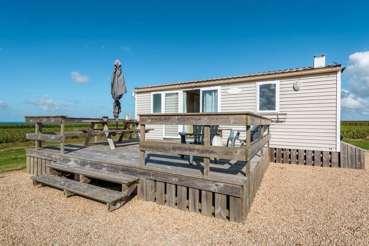 Mobile home for 4 people, with garden, child-friendly - 1