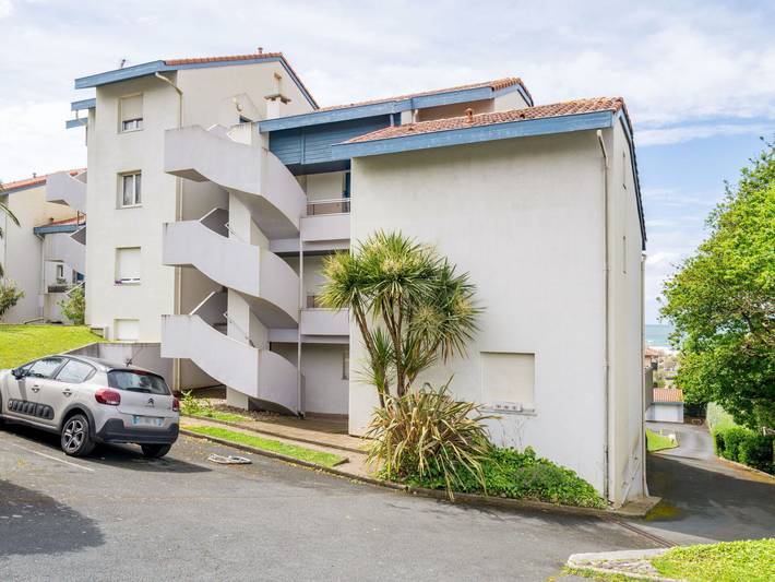Gîte pour 3 personnes, avec jardin dans Plage Chambre d'Amour - 2